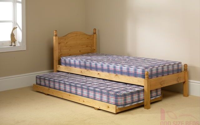 A Comfortable Christmas with our Wooden Guest Bed